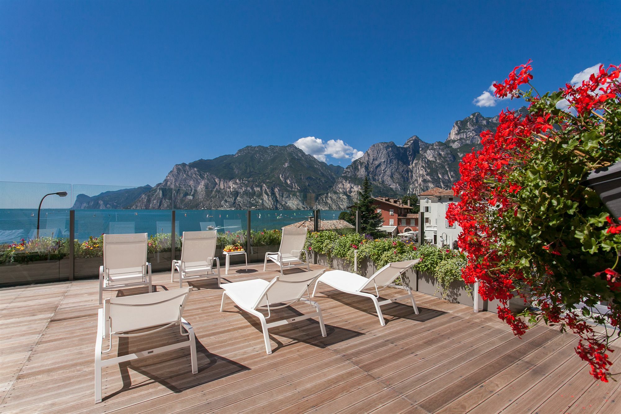 Hotel Lago Di Garda Nago Eksteriør billede