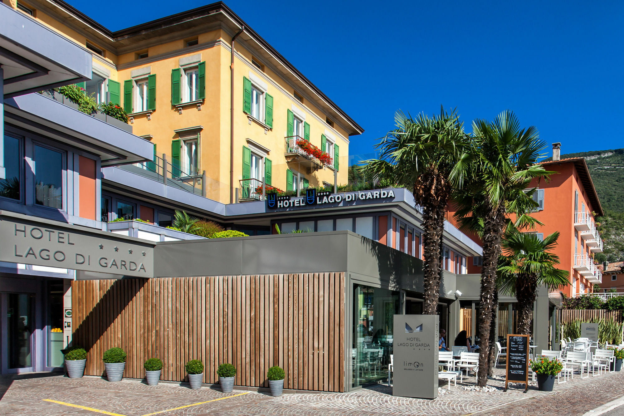Hotel Lago Di Garda Nago Eksteriør billede