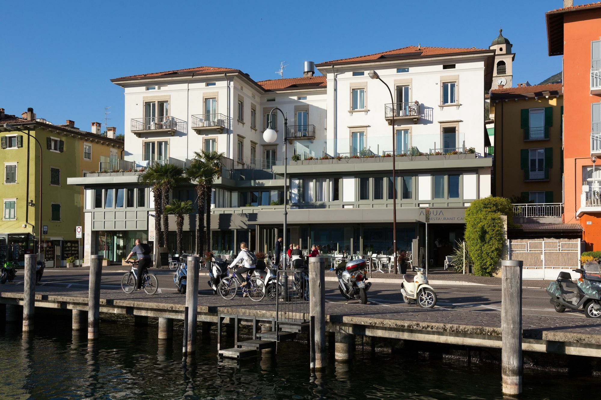 Hotel Lago Di Garda Nago Eksteriør billede